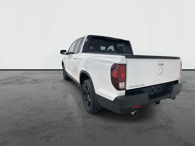Used 2023 Honda Ridgeline Black Edition image 2