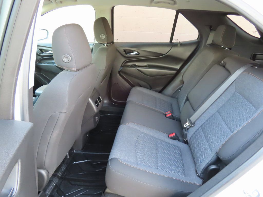 Used 2023 Chevrolet Equinox LT AWD/4WD image 27