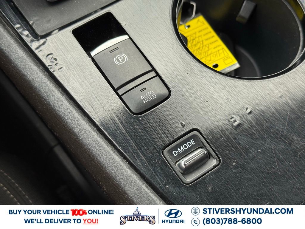 Used 2023 Nissan Rogue SV image 33