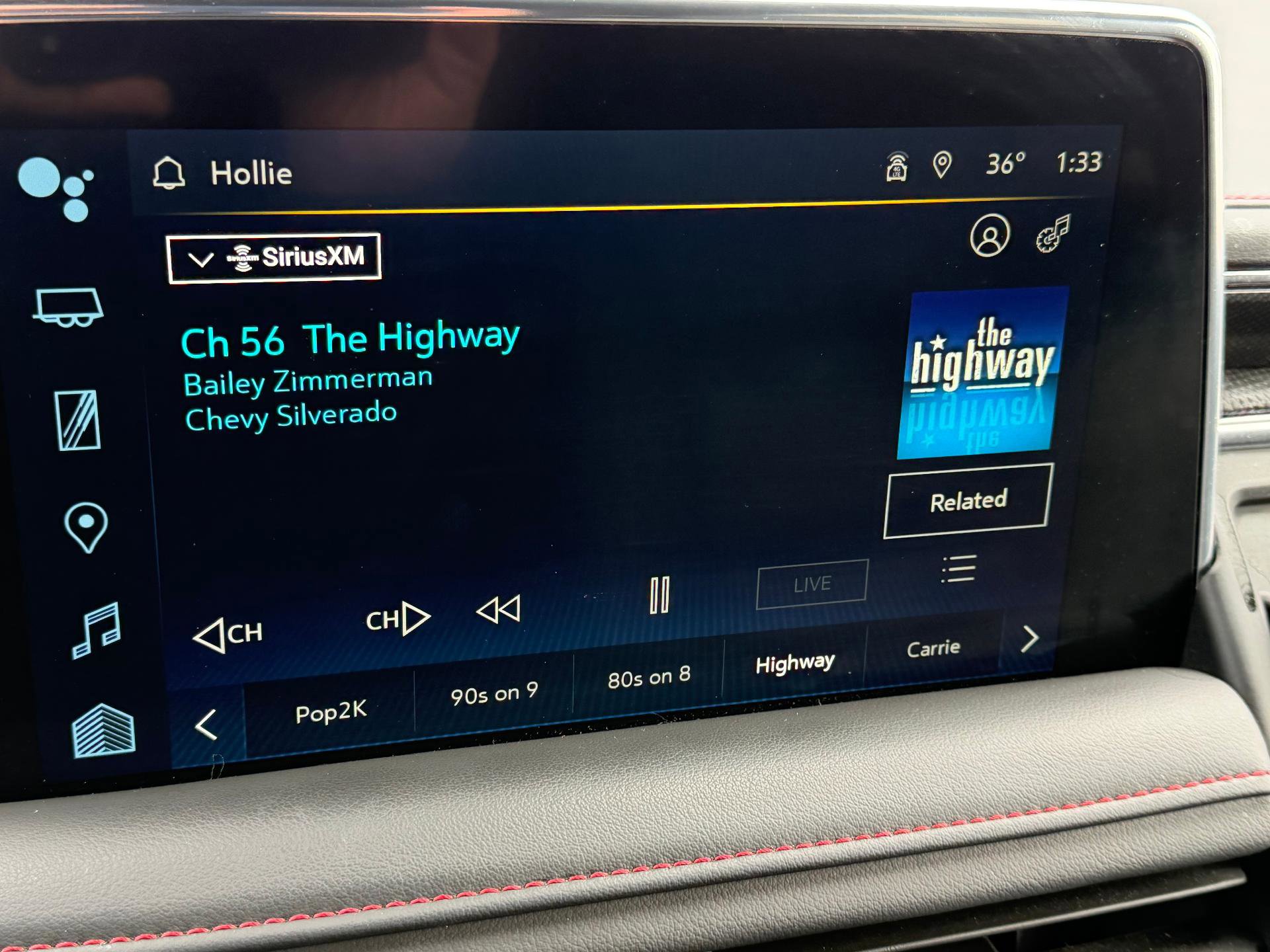 Used 2024 Chevrolet Suburban RST w/ Luxury Package image 34