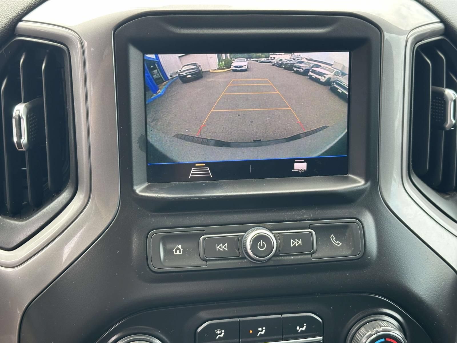 Used 2020 Chevrolet Silverado 2500 Custom w/ Custom Value Package AWD/4WD image 11