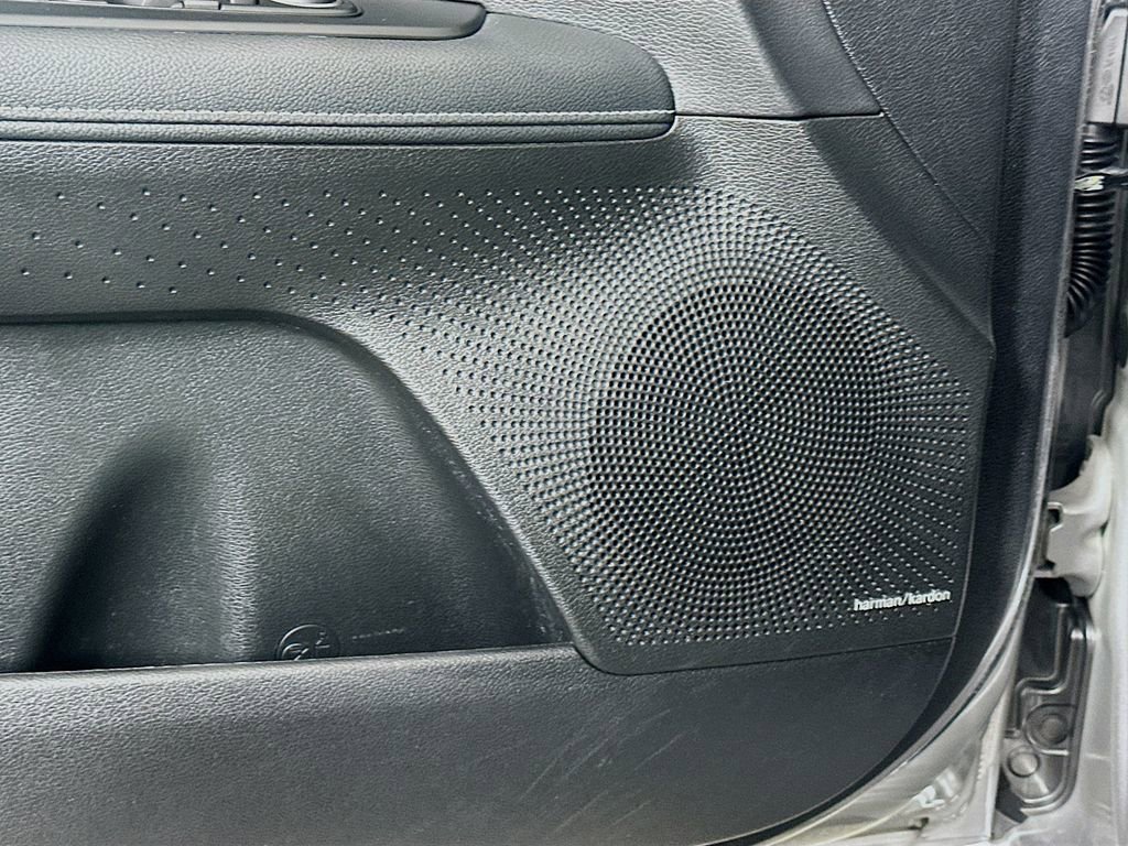 Used 2024 Kia Forte GT-Line w/ GT-Line Premium Package image 19