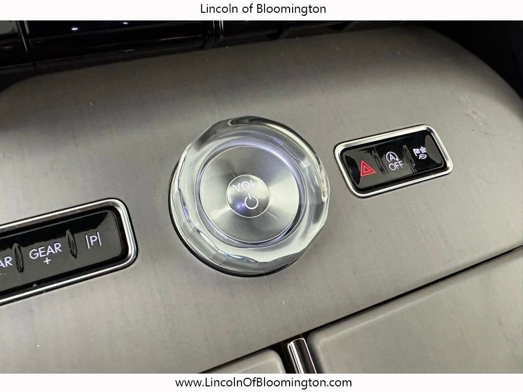 New 2025 Lincoln Navigator L Reserve w/ Jet Appearance Package image 65