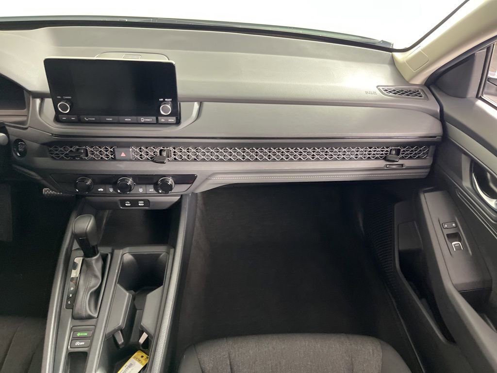 Certified 2023 Honda Accord LX image 16