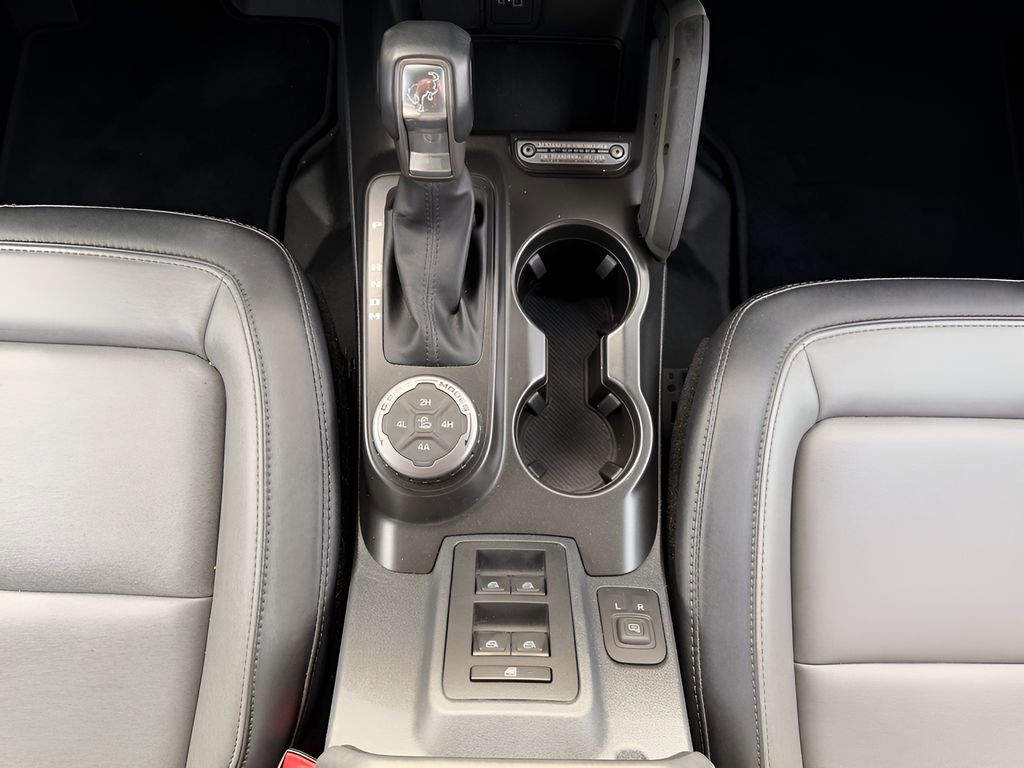 Used 2023 Ford Bronco Everglades image 31