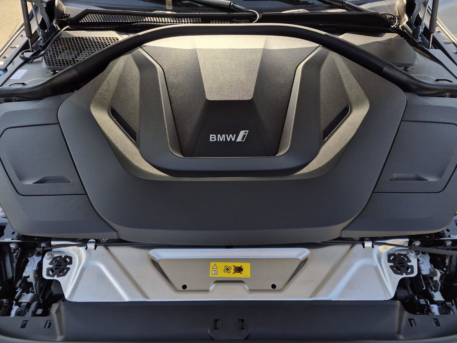 New 2026 BMW i4 eDrive40 w/ M Sport Package RWD image 10