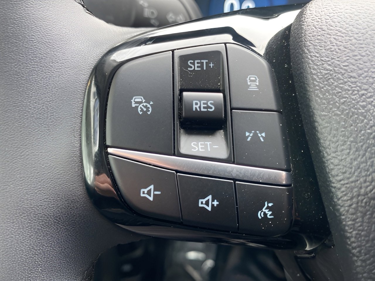 Certified 2023 Ford Escape Active w/ Tech Pack #2 image 14