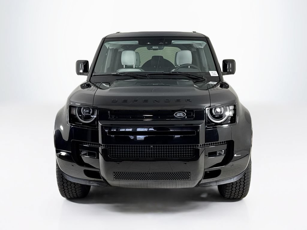 Used 2026 Land Rover Defender 110 X-Dynamic SE AWD/4WD image 8