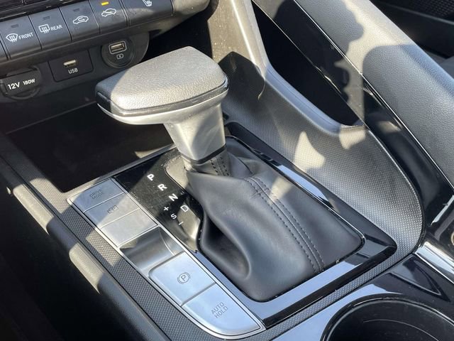 Used 2023 Hyundai Elantra Blue image 25