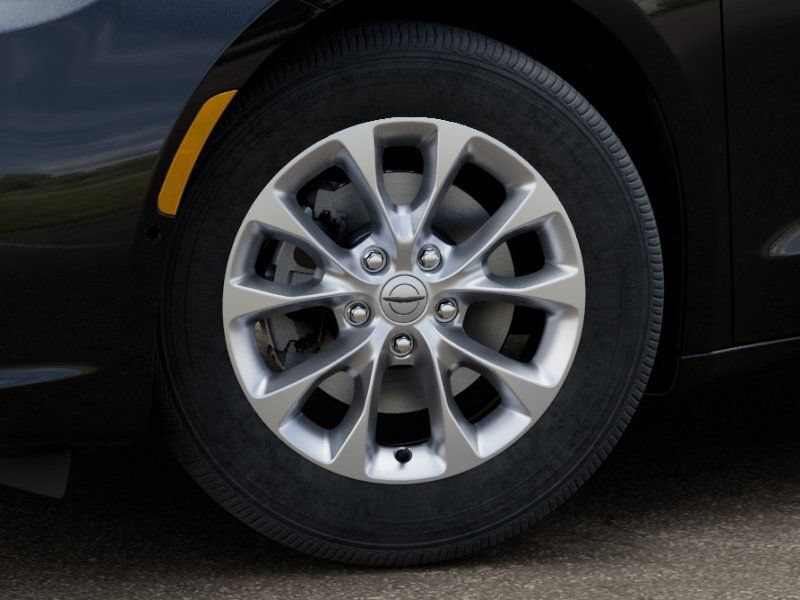 New 2026 Chrysler Pacifica Limited FWD image 9