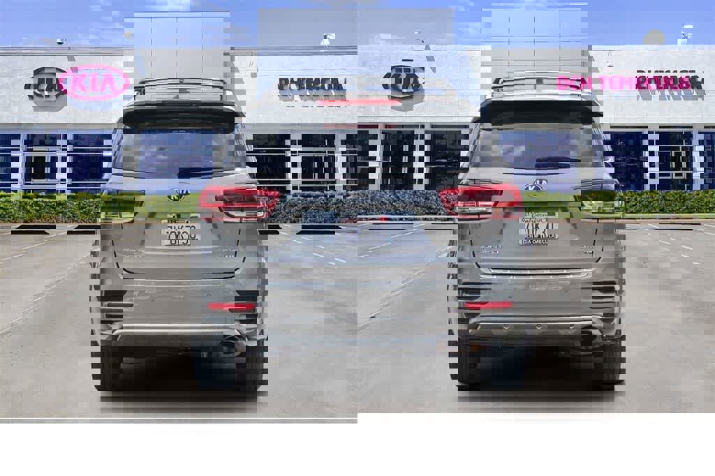 Used 2017 Kia Sorento SX image 5