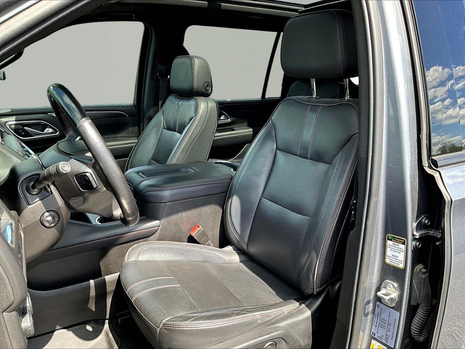 Used 2021 Chevrolet Suburban RST w/ Luxury Package AWD/4WD image 21