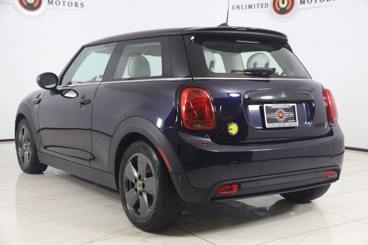 Used 2023 MINI Cooper SE FWD image 4
