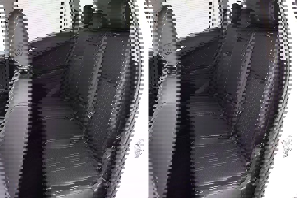 Used 2024 Volkswagen Tiguan Wolfsburg Edition image 12