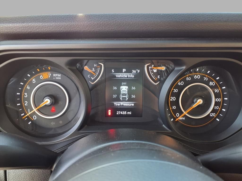 Used 2025 Jeep Wrangler Sport S image 14