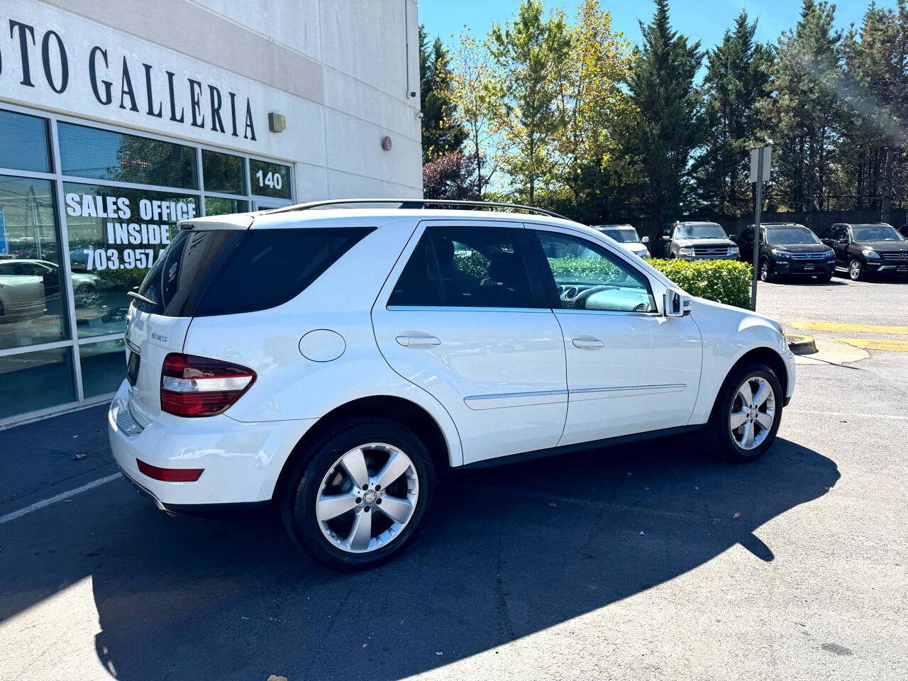 Used 2010 Mercedes-Benz ML 350 4MATIC image 4