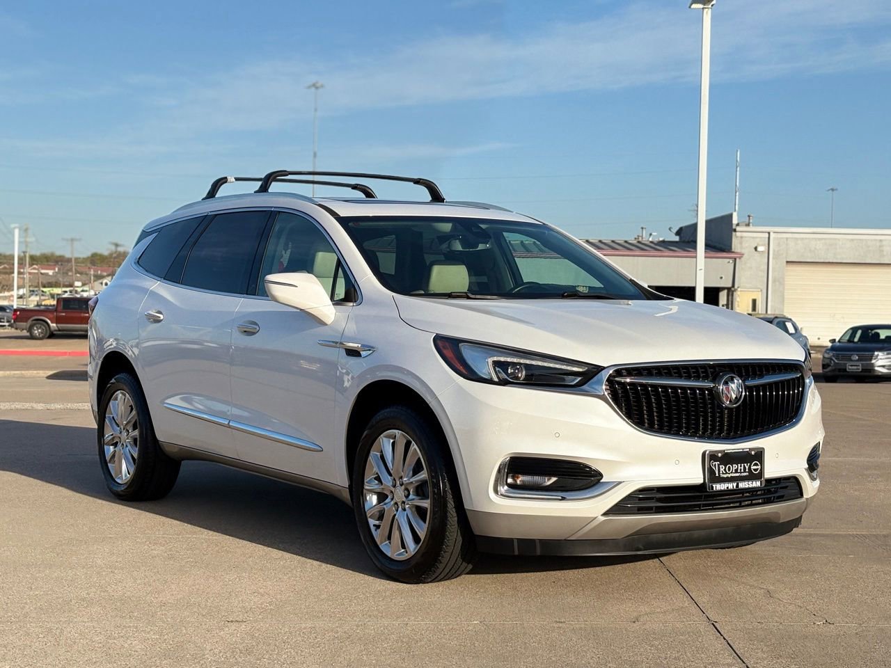 Used 2020 Buick Enclave Premium w/ Sun and Sites Package image 5