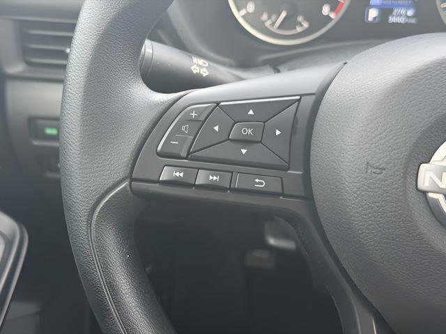 Certified 2025 Nissan Sentra S image 27