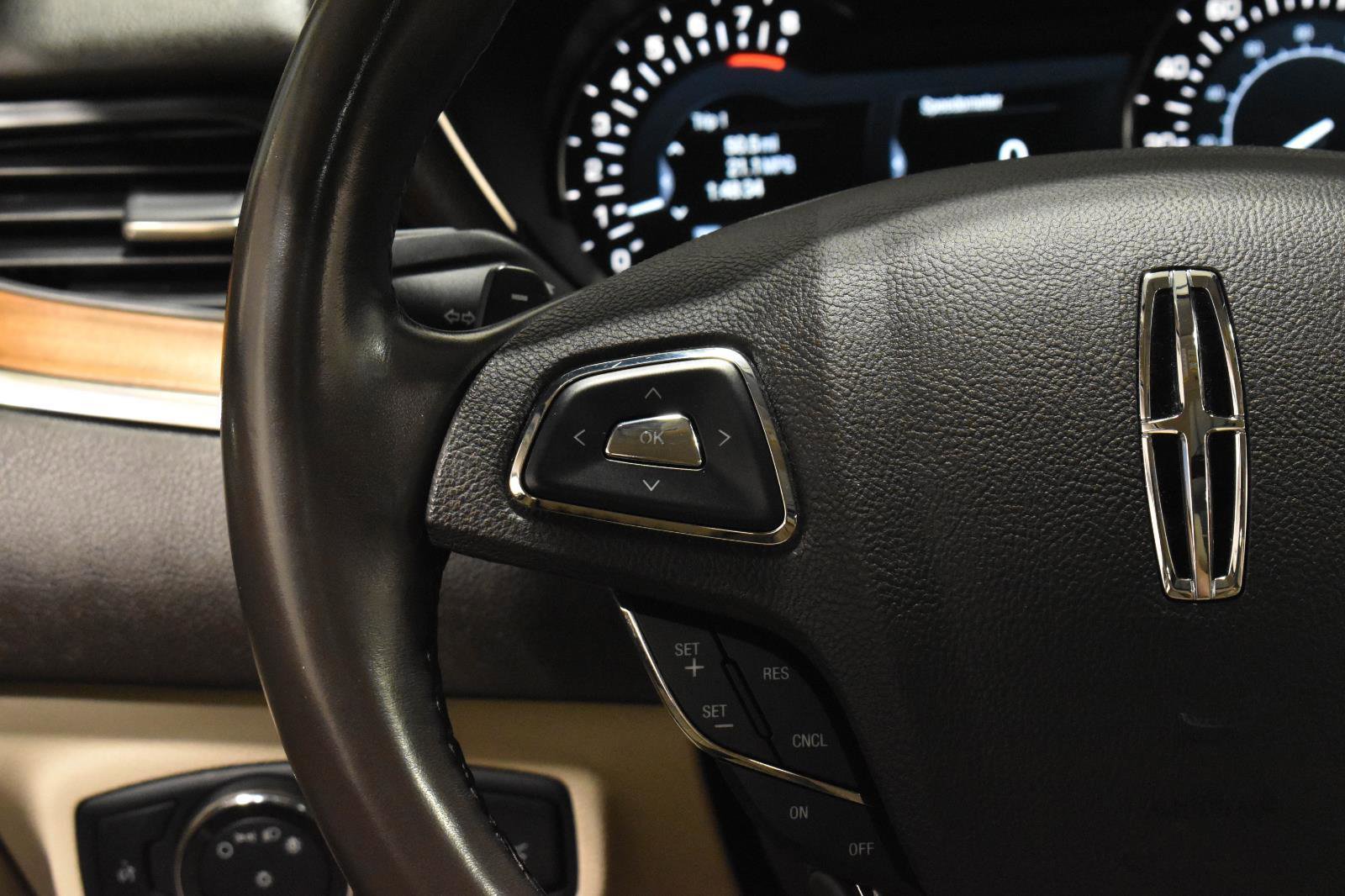 Used 2019 Lincoln MKC Select w/ Select Plus Package image 8