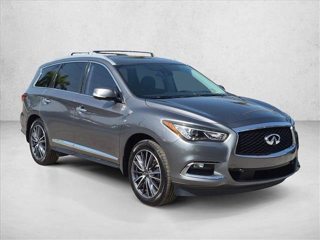 Used 2020 INFINITI QX60 Luxe w/ Sensory Package FWD image 3