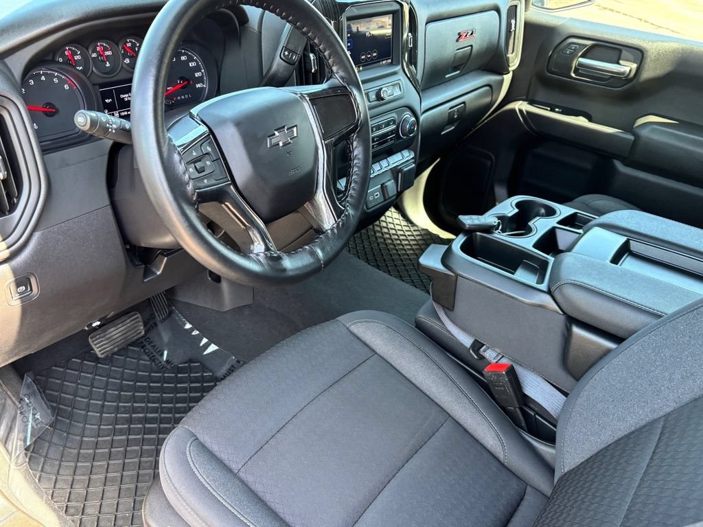 Used 2024 Chevrolet Silverado 1500 Custom Trail Boss AWD/4WD image 16