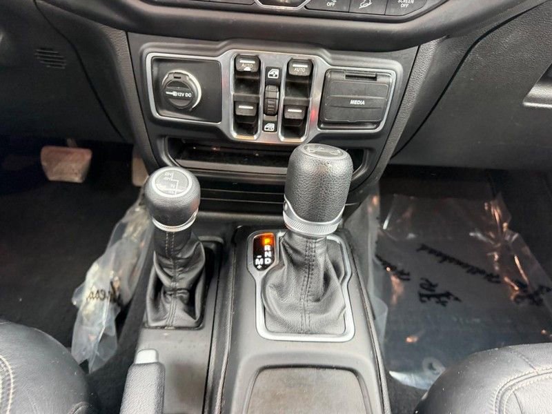 Used 2019 Jeep Wrangler Unlimited Sport S image 14