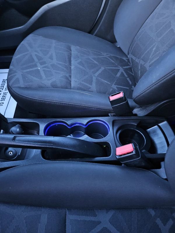 Used 2012 Ford Fiesta SE image 19