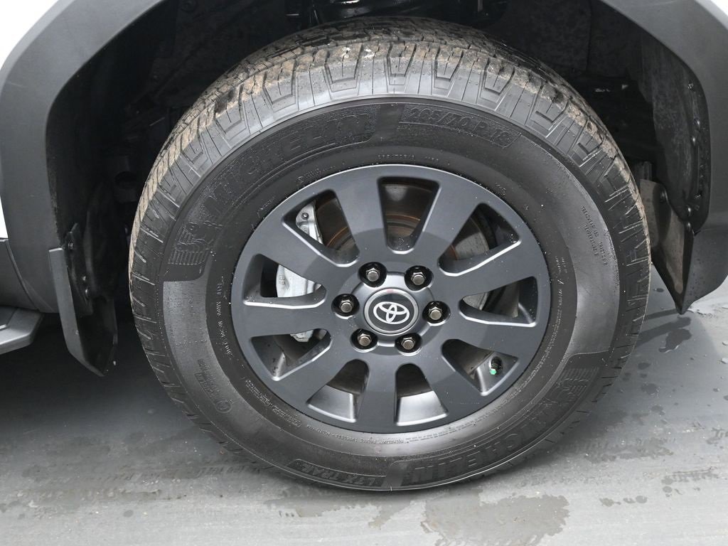 Certified 2024 Toyota Land Cruiser image 43