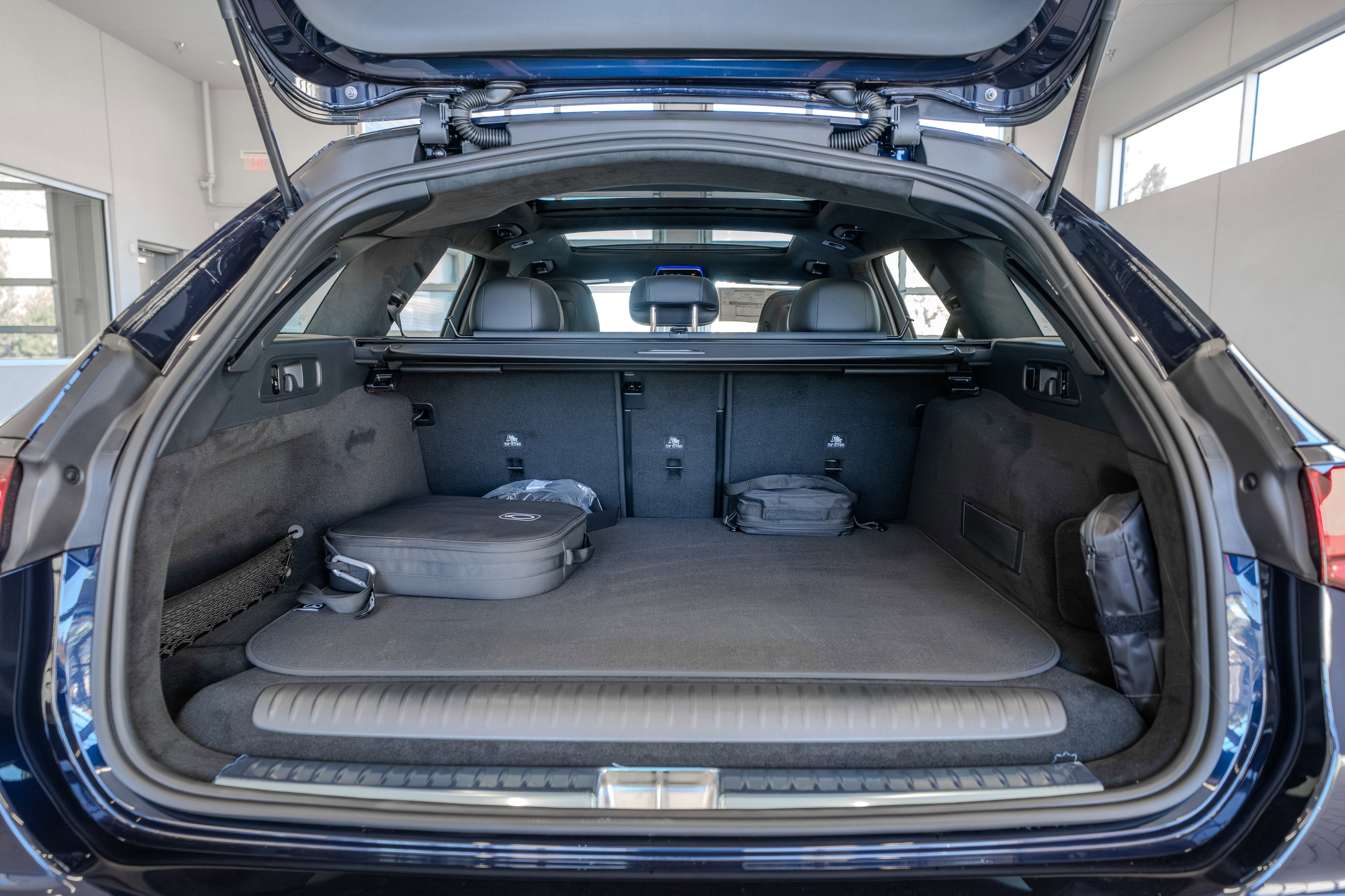 New 2026 Mercedes-Benz E 53 AMG 4MATIC Sedan image 36