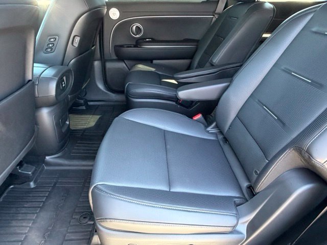 Used 2026 Hyundai Palisade Calligraphy FWD image 16