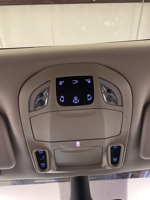 Used 2024 Chrysler Pacifica Limited image 15