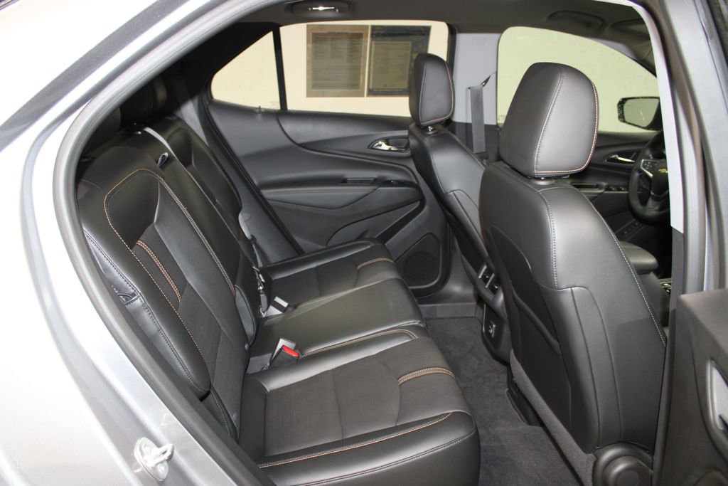 Used 2023 Chevrolet Equinox Premier FWD image 30