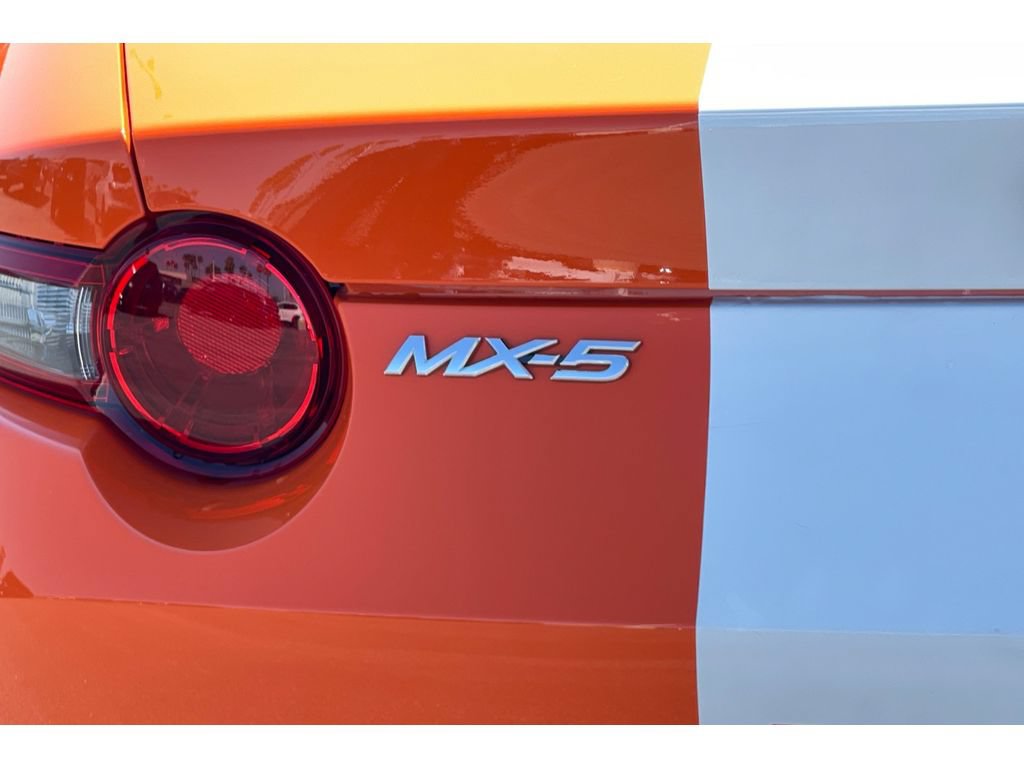 Used 2019 MAZDA MX-5 Miata 30th Anniversary RWD image 47