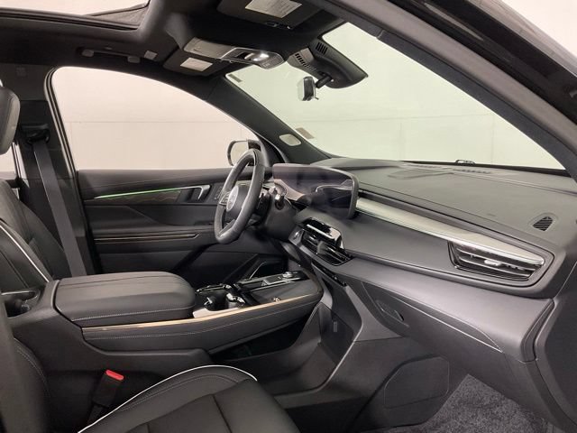 Used 2025 Buick Enclave Avenir w/ Super Cruise Package FWD image 34