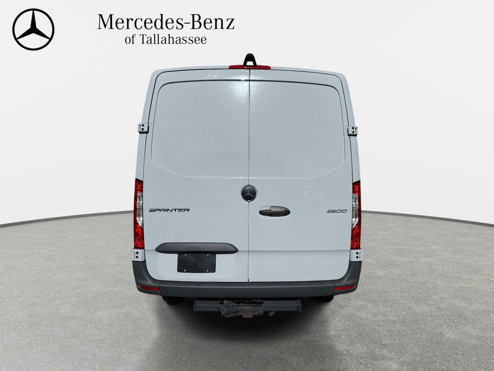 Used 2024 Mercedes-Benz Sprinter 2500 image 6