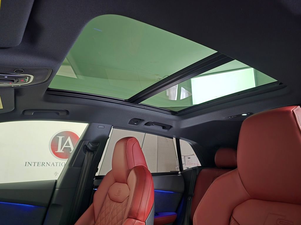 New 2026 Audi SQ8 Prestige AWD/4WD image 22