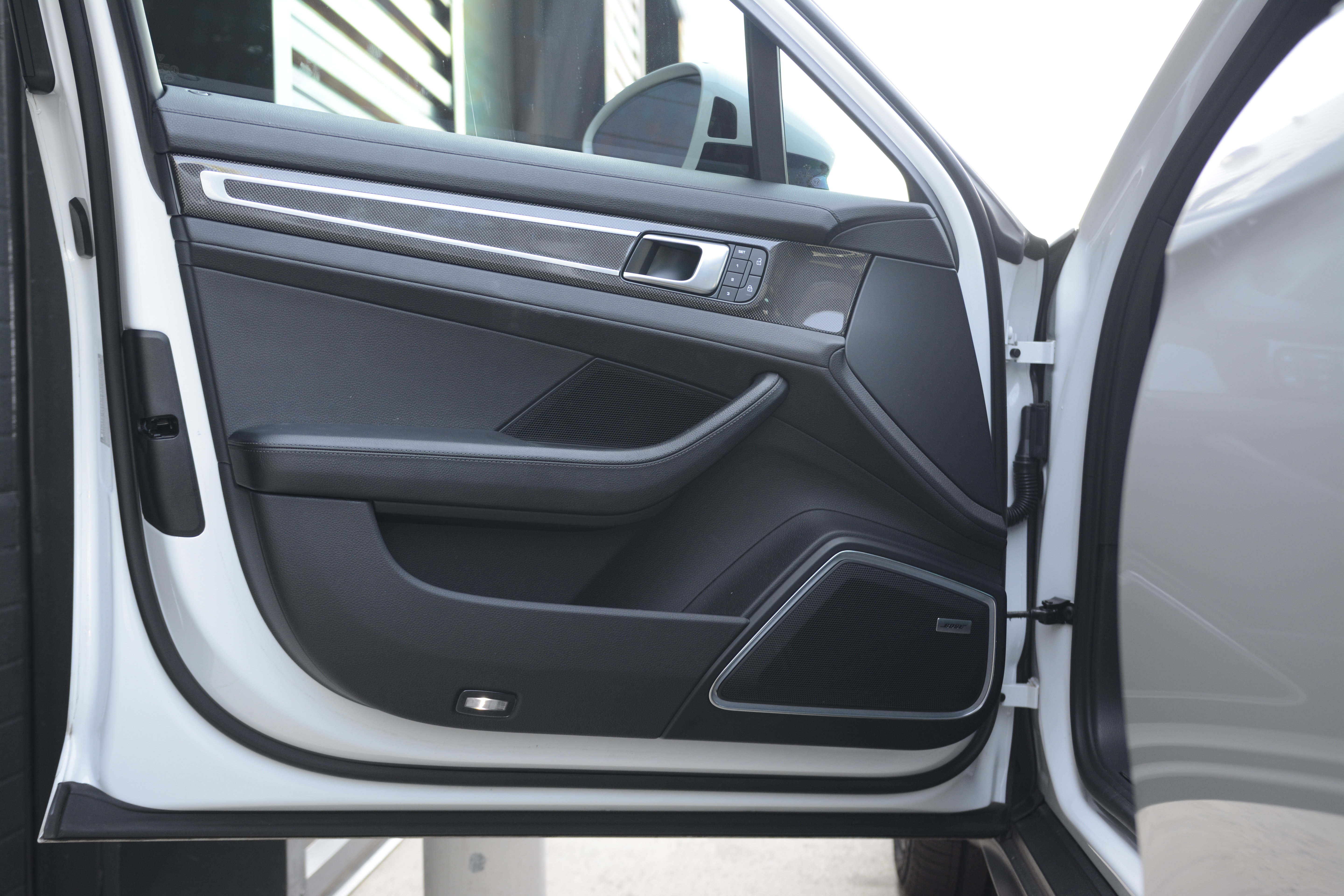 Certified 2023 Porsche Panamera Platinum Edition RWD image 13
