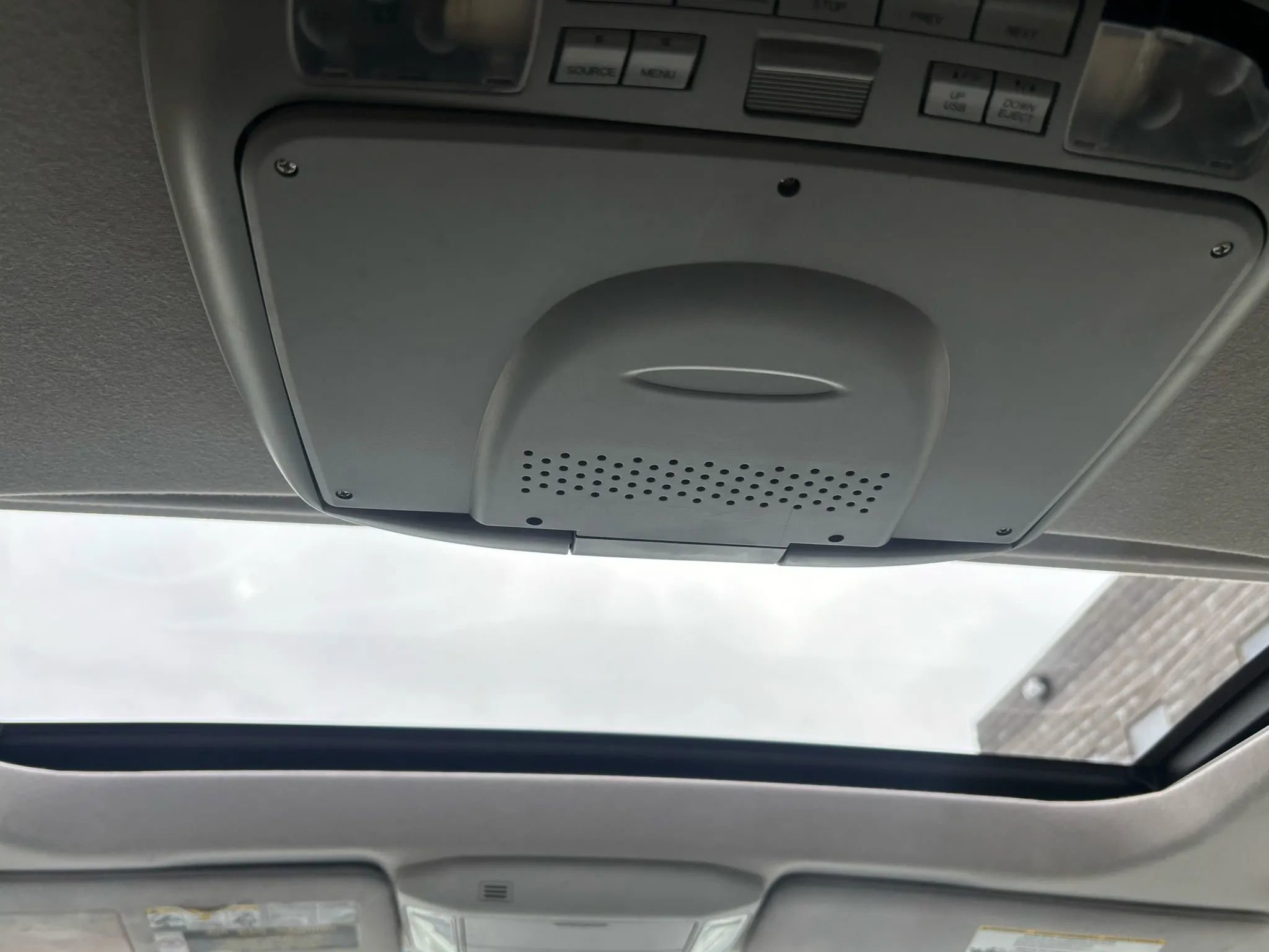 Used 2008 Toyota Sequoia Limited RWD image 31