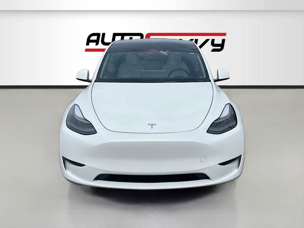 Used 2024 Tesla Model Y Performance AWD/4WD image 2