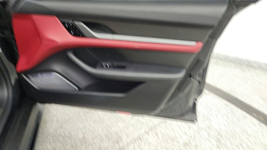 Used 2020 Porsche Taycan Turbo S AWD/4WD image 41