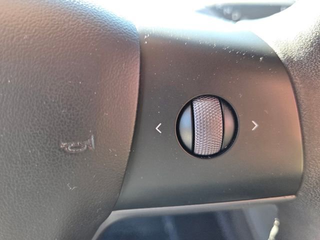 Used 2024 Tesla Model Y Long Range image 29