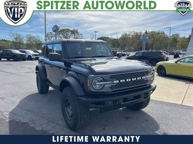 New 2025 Ford Bronco Badlands w/ Sasquatch Package AWD/4WD image 1