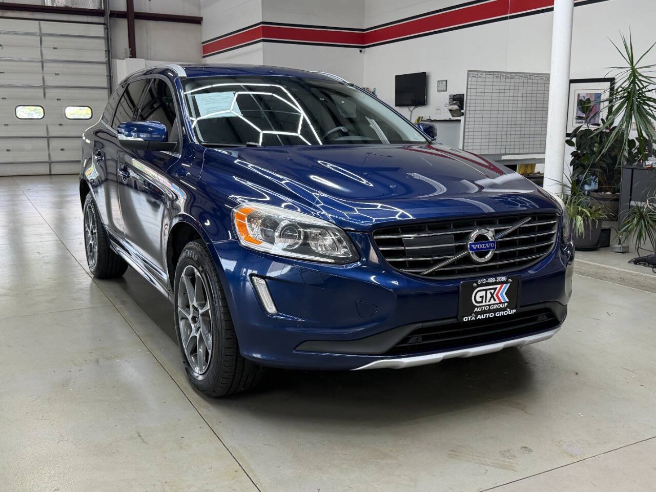 Used 2015 Volvo XC60 T6 Platinum