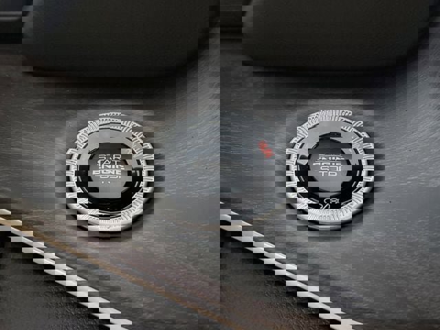 New 2025 Jeep Grand Cherokee Limited w/ Black Appearance Package image 35