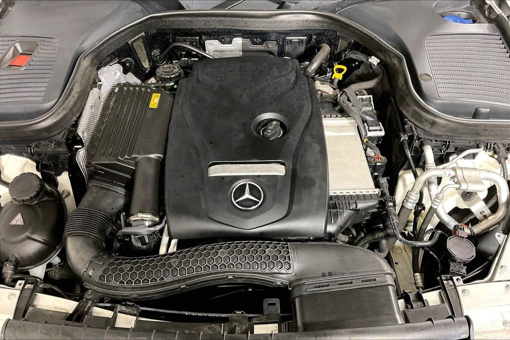 Used 2017 Mercedes-Benz GLC 300 4MATIC Coupe w/ Premium 2 Package image 9