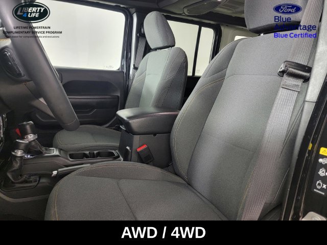 Used 2024 Jeep Wrangler Unlimited Sport AWD/4WD image 13