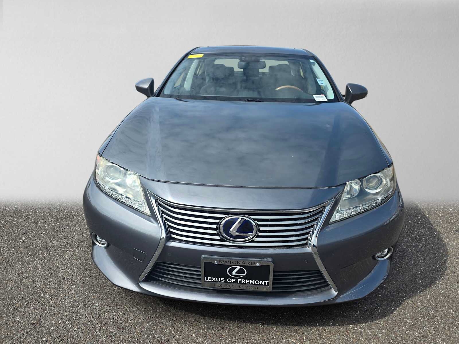 Used 2014 Lexus ES 300h w/ Luxury Package w/Bamboo Trim FWD image 8