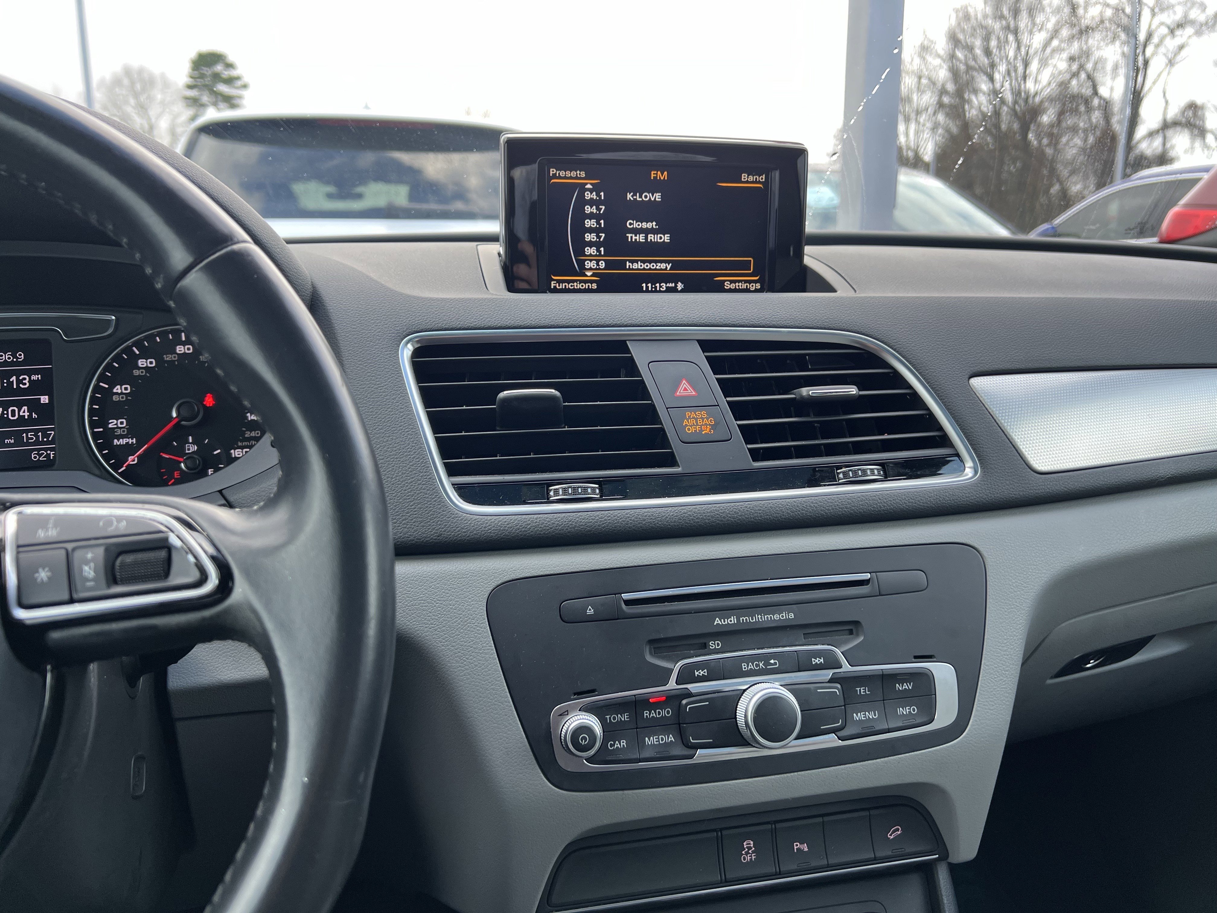 Used 2018 Audi Q3 2.0T Premium w/ Convenience Package image 32