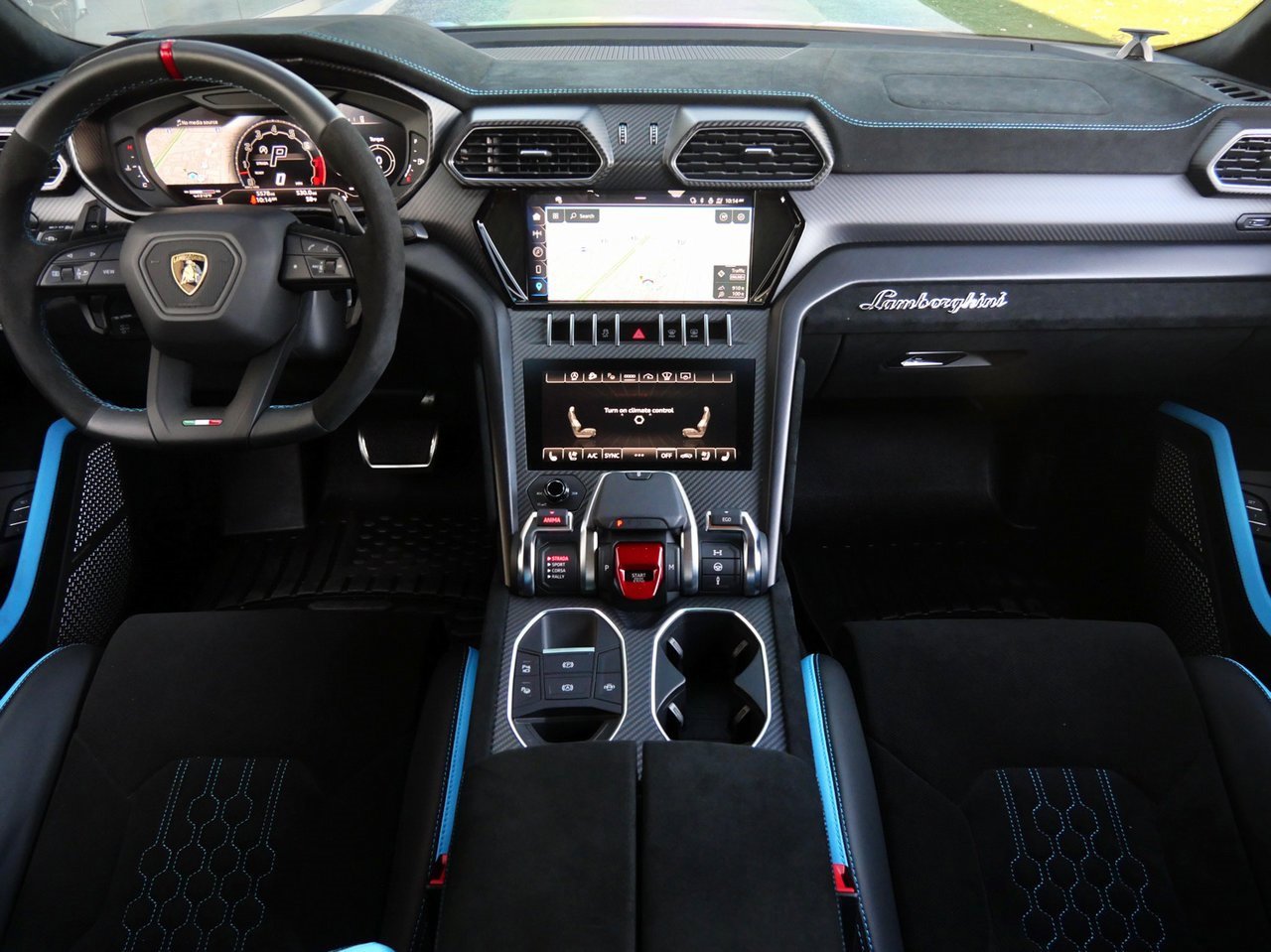 Used 2024 Lamborghini Urus Performante image 7