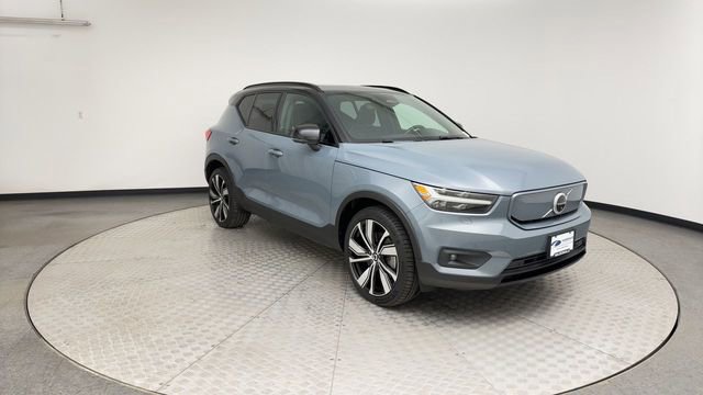 Used 2021 Volvo XC40 P8 Recharge w/ Advanced Package image 8